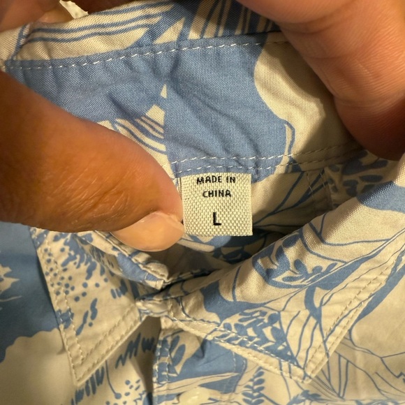 Coastaoro Floral Blue and Cream Men's Shirt Size Large - Picture 9 of 11